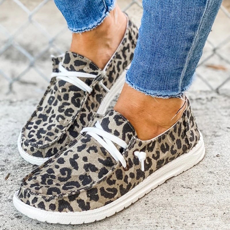 Γυναικεία Καμβάδινα Loafers με Κορδόνια