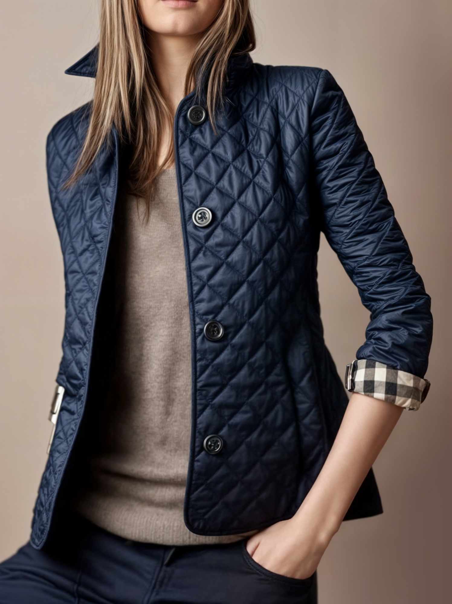 Γυναικείο καπιτονέ παλτό με γιακά
