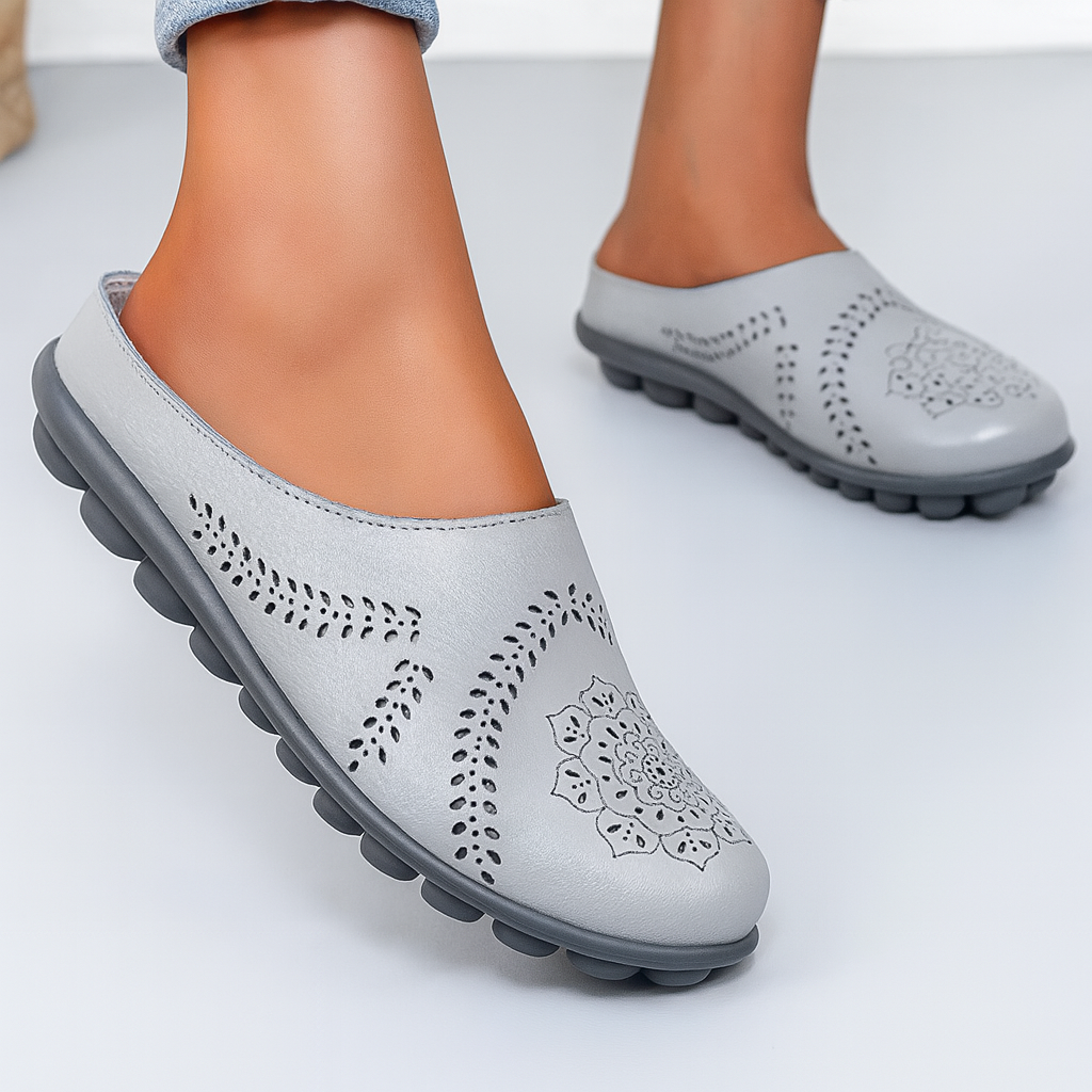 Άνετα Slip-On Σανδάλια με Διατρήσεις