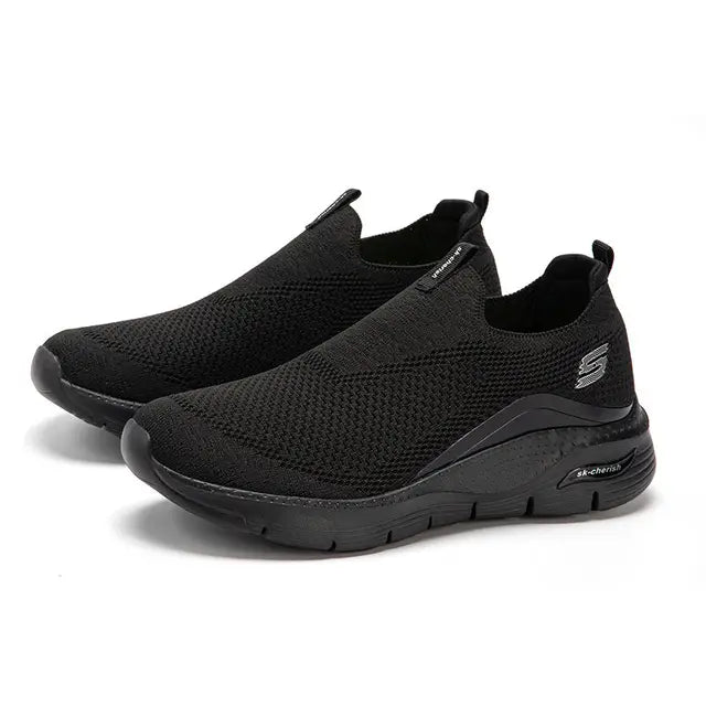 Άνετα Μαύρα Slip-On Sneakers από Σύμμεικτο Βαμβάκι για Κάθε Μέρα