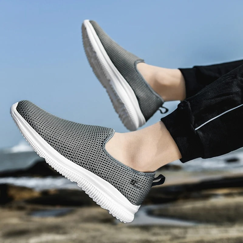 Ελαφριά ανδρικά Sneakers