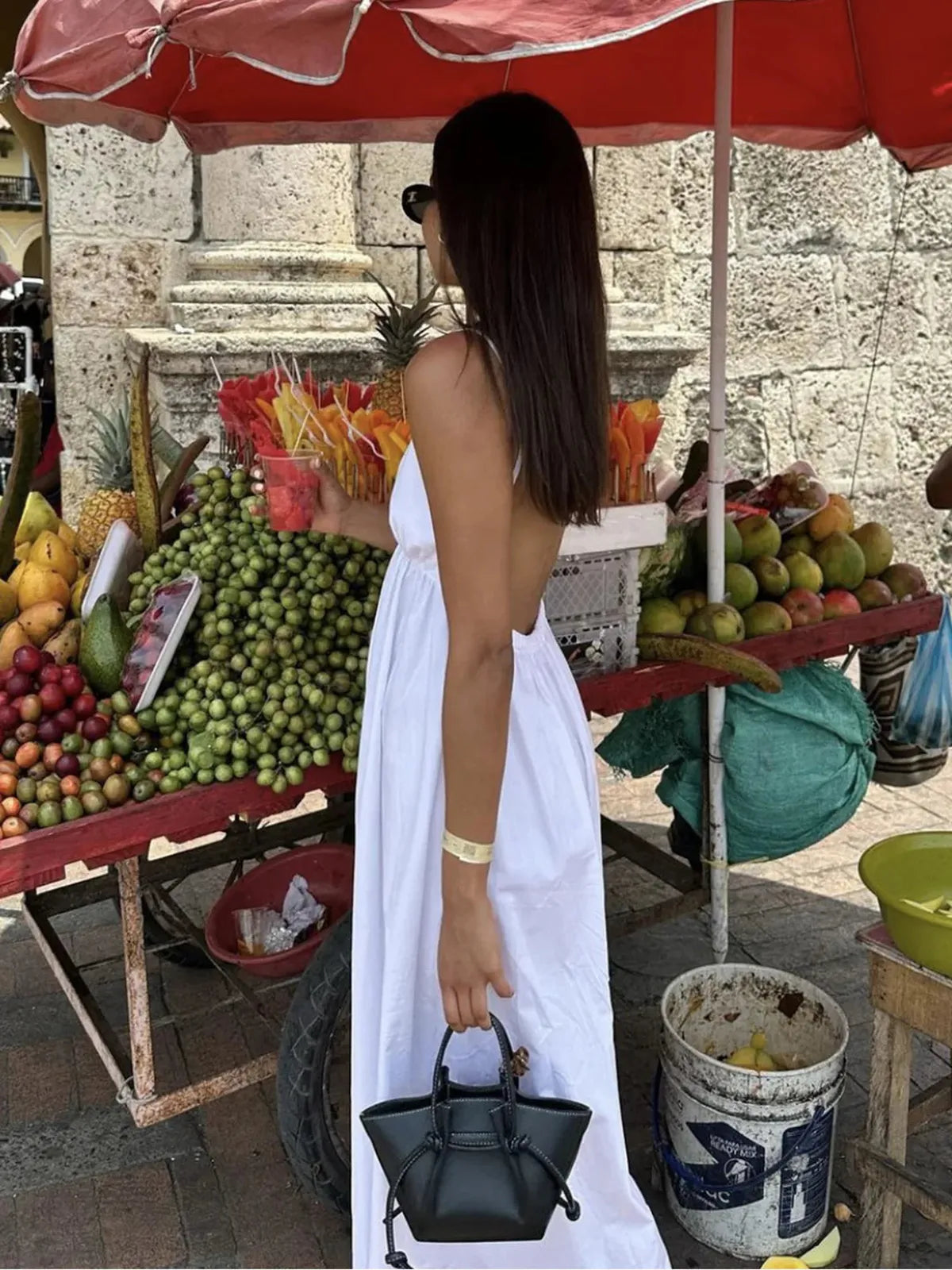Αμάνικο Μάξι Φόρεμα με Ανοιχτή Πλάτη και Λαιμόκοψη V